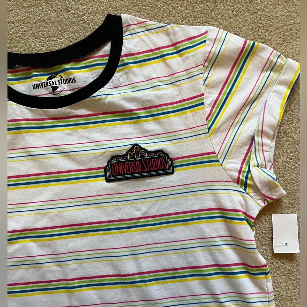 NWT Disney’s Universal Studios Cropped T-Shirt - Picture 2 of 5